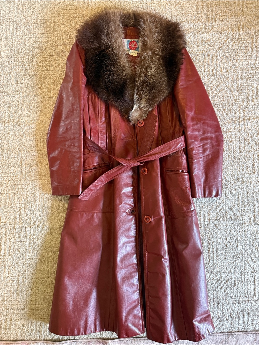 Vintage Women's Red/Burgundy Leather Trench Coat with Fur Collar